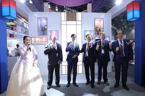 展會回顧丨2020中食展、深進會,萬享進貿(mào)通精彩綻放! 微信圖片_20201012094440_副本.jpg