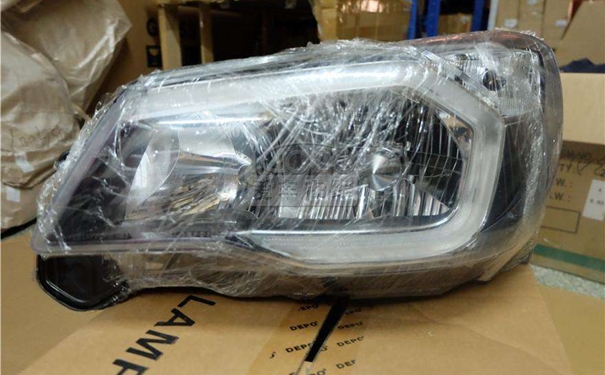 車燈等汽車配件進口報關申報條件 車燈進口報關.jpg