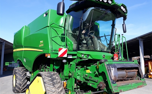 1626775261257954.jpg 二手農(nóng)用收割機(jī)_副本.jpg